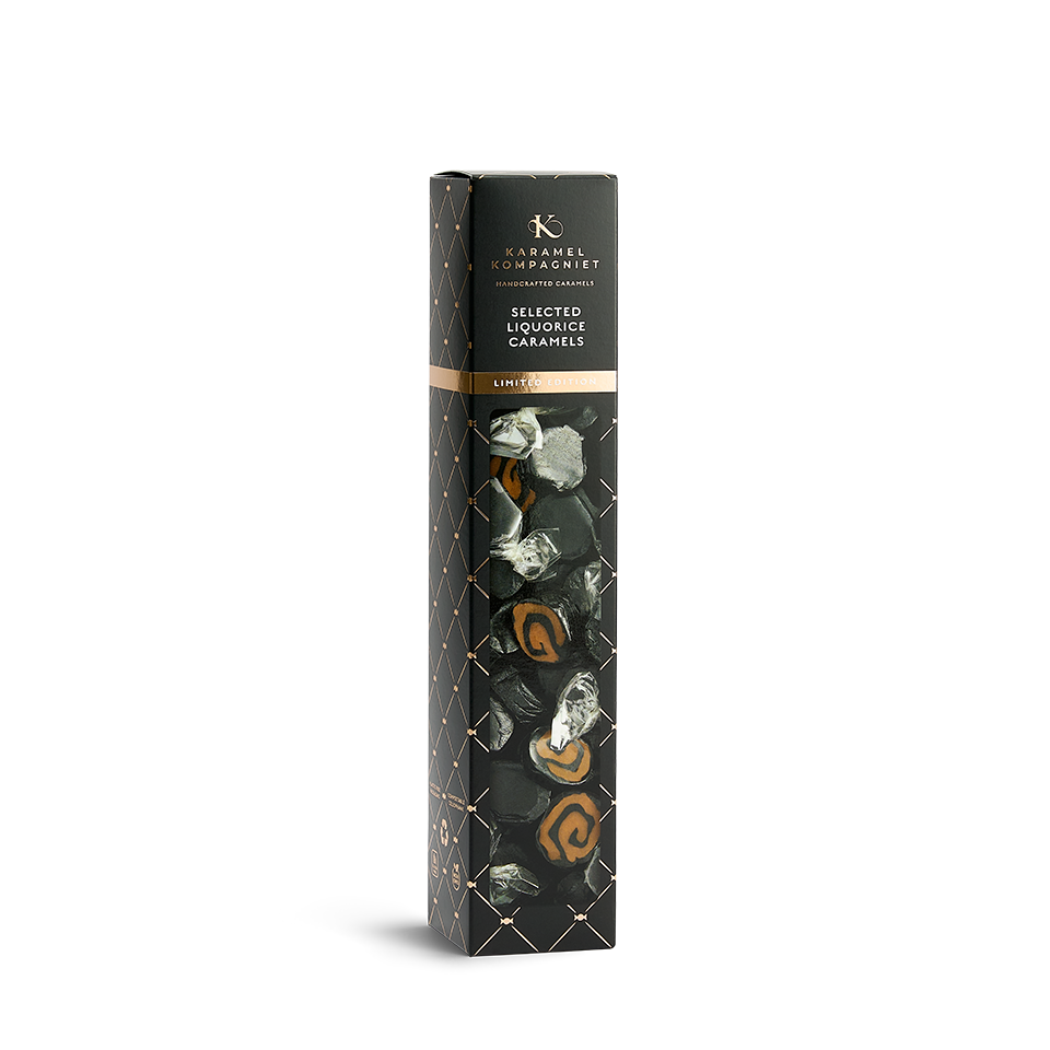 Selected Liquorice Caramels Limited Edition i sort Elegance-æske med gulddetaljer fra Karamel Kompagniet – håndlavede lakridskarameller fra Bornholm